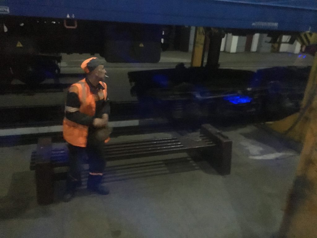 Wheels rolling under the train opposite. See the elevation?