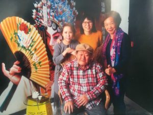 Tainan Master Film Poster Painter photo outside his office