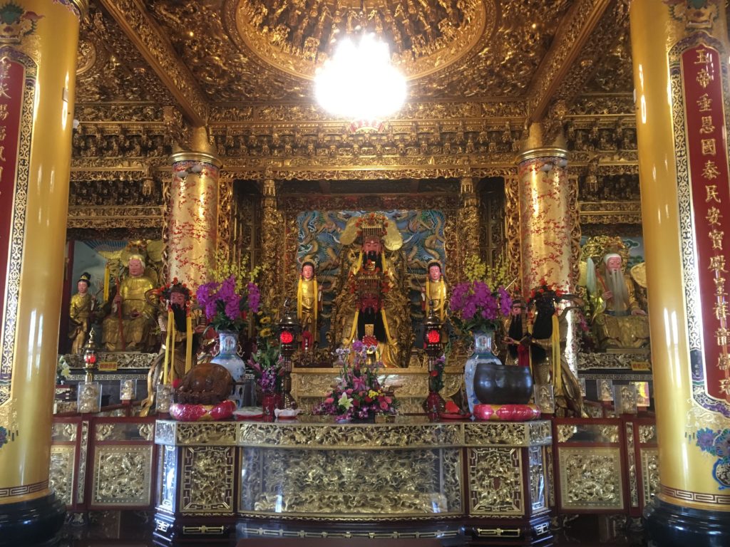 Decorations within the Chi-MIng-Tang Temple, Lotus Pond